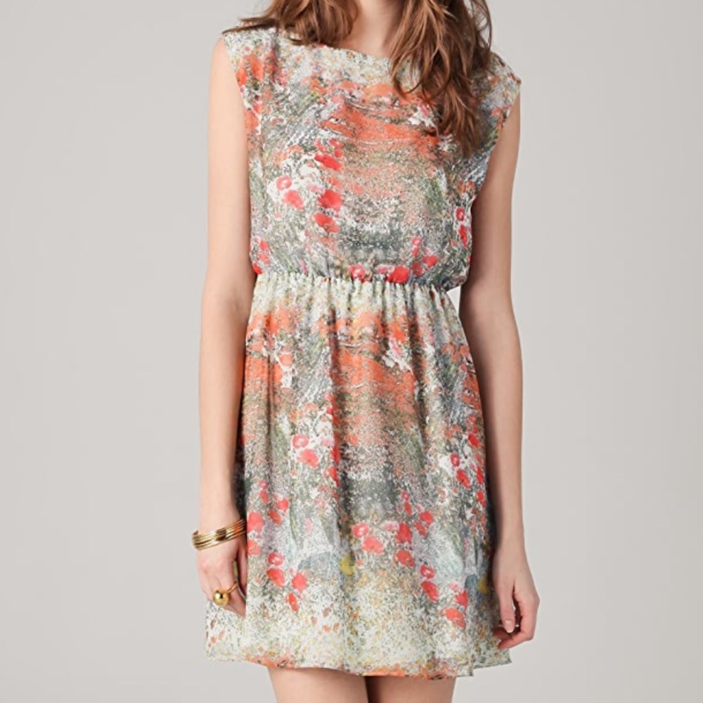 Alice + Olivia Sleeveless Blouson Silk Dress - L